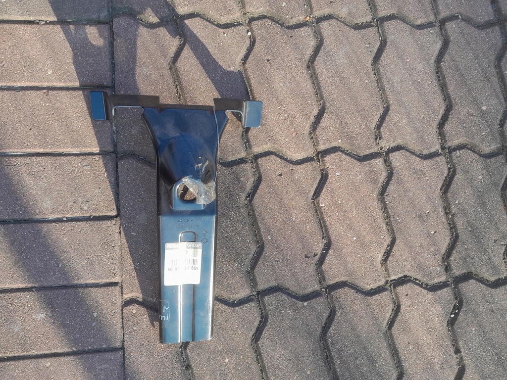 фото №1, Кронштейн крепления поперечина перед dacia logan sandero 6001551859