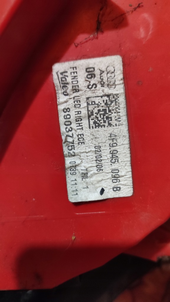 Audi a6 c6 4f фара правий задній універсал led 4f9945096 Зі Шроту