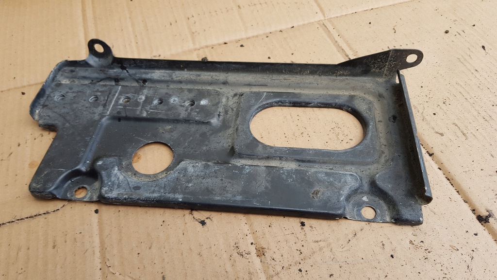 фото №9, Audi a6 c5 основание аккумулятор 1.9 tdi 2.5