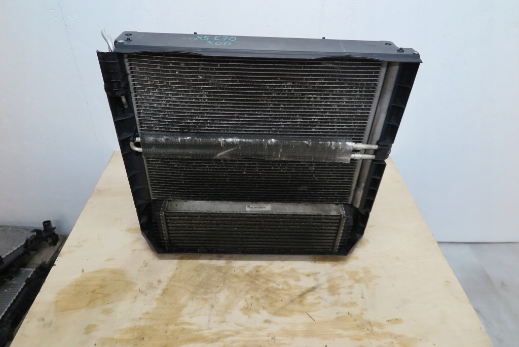 фото №1, Bmw x5 e70 комплект радиатор