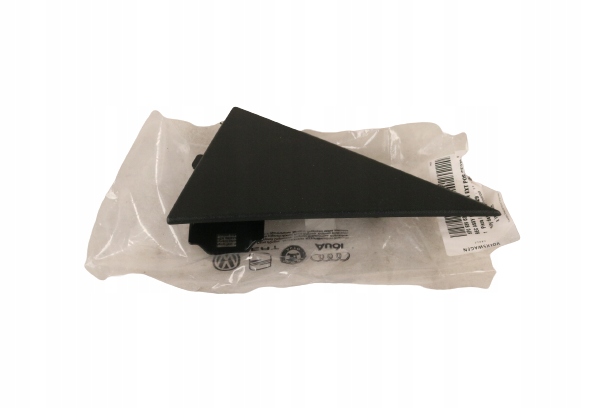 фото №1, Seat arona защита треугольник заглушка дверь правая задняя ,