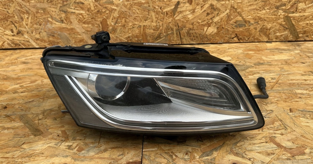 фото №1, Комплектна лампа правий перед uk 8r0941006d audi q5 lift 8r0 8r
