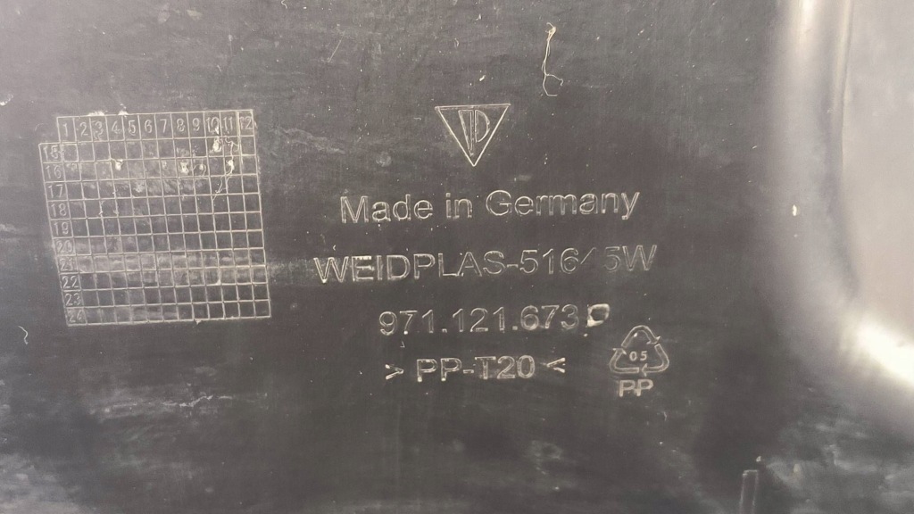 Porsche panamera 971 2017 левая радиатор воздуха интеркулер 971121673d в Украине