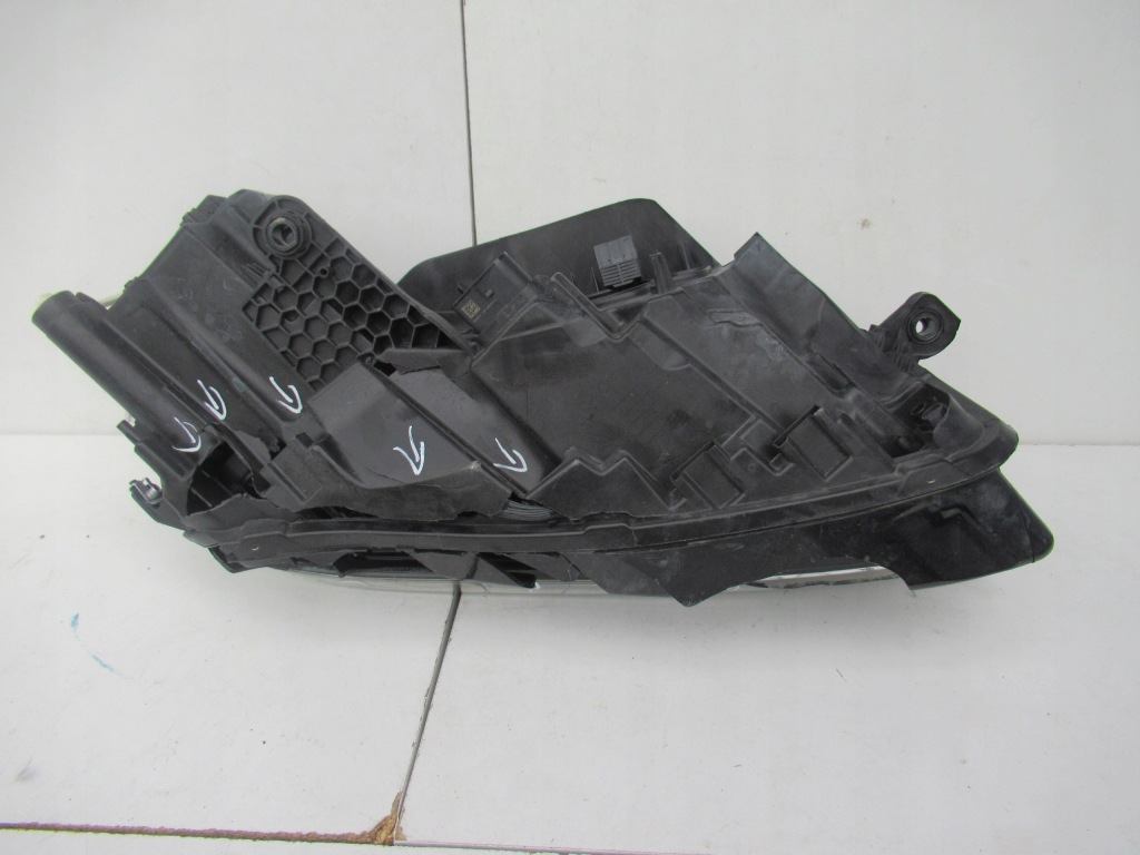 Vw touareg 760 3 лампа ліва full led 761941035b Зі Шроту