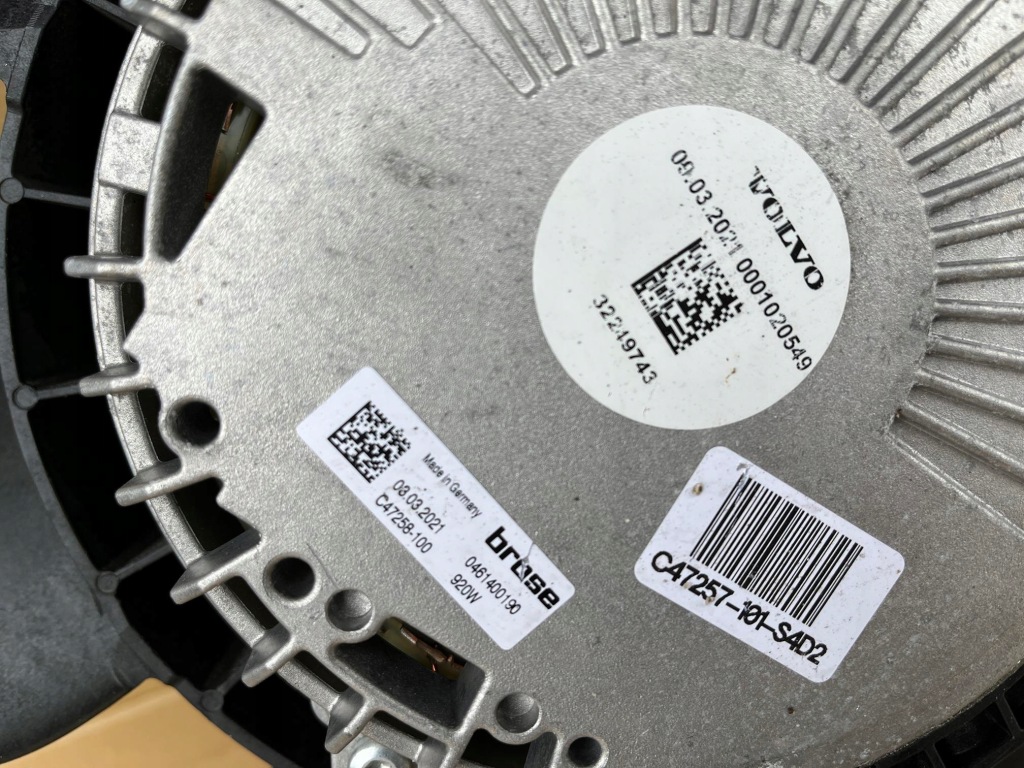 Вентилятор радіатор вентилятор volvo 32249743 Зі Шроту