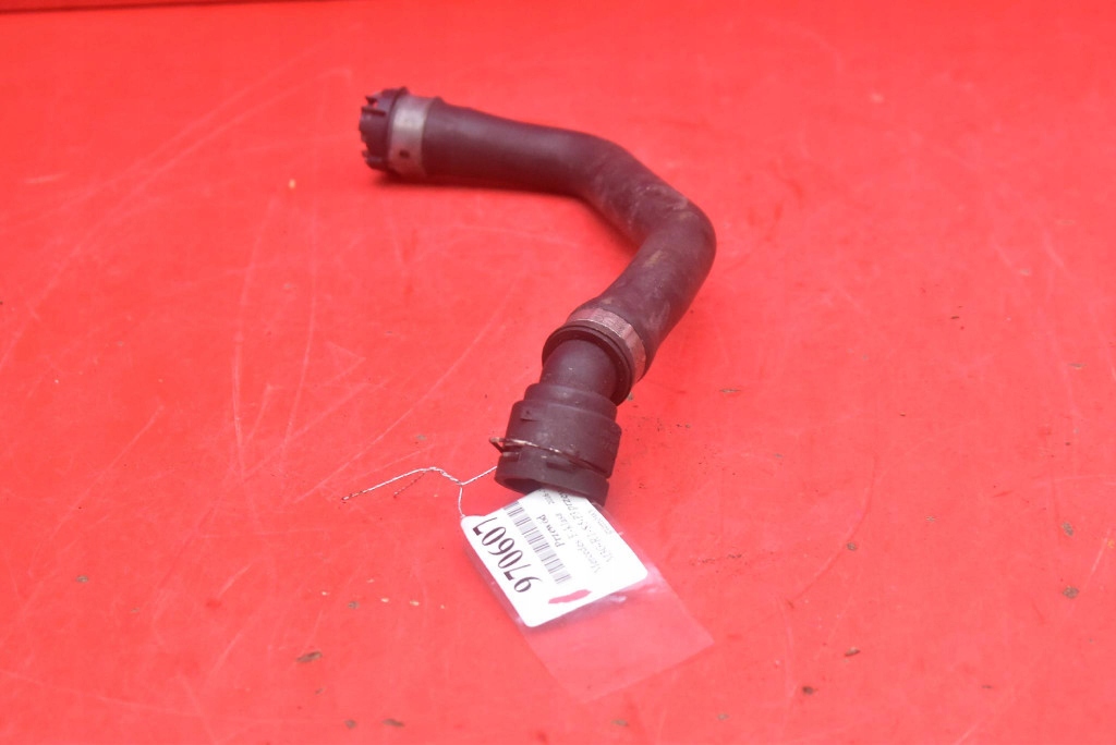 Шланг труба води a2135013501 mercedes e-klasa w123 e50 2.0 211 km 16-21 Недорого