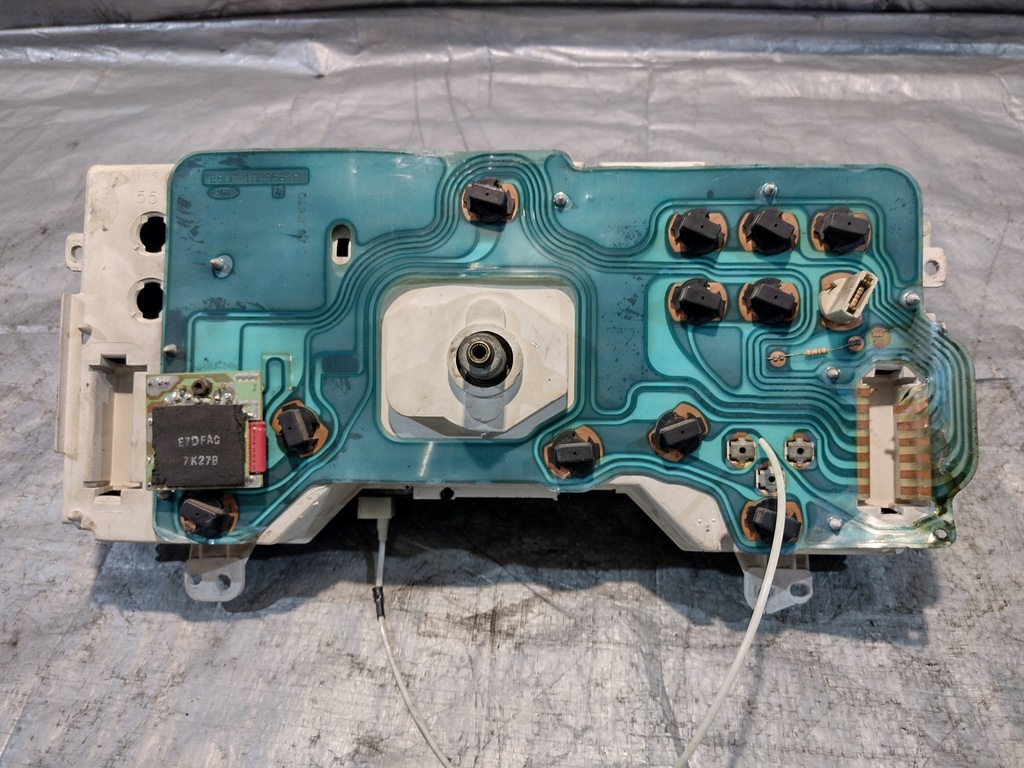 фото №12, Лічильник прилади ford taurus i 1 2,5b e6df-10894-a