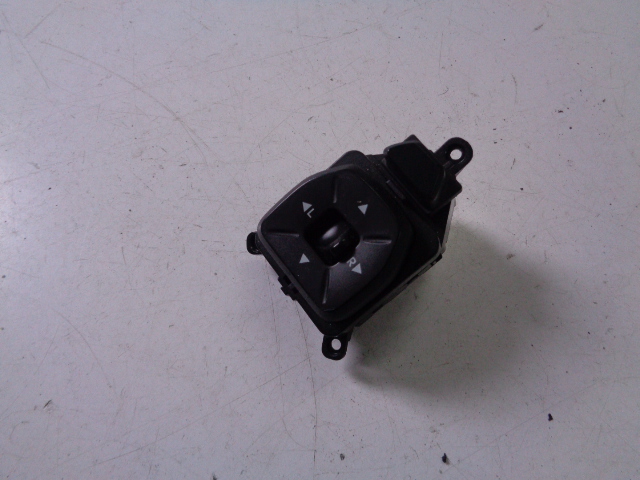 фото №1, Панель дзеркал hyundai ix35 1.7 crdi 2012 rok