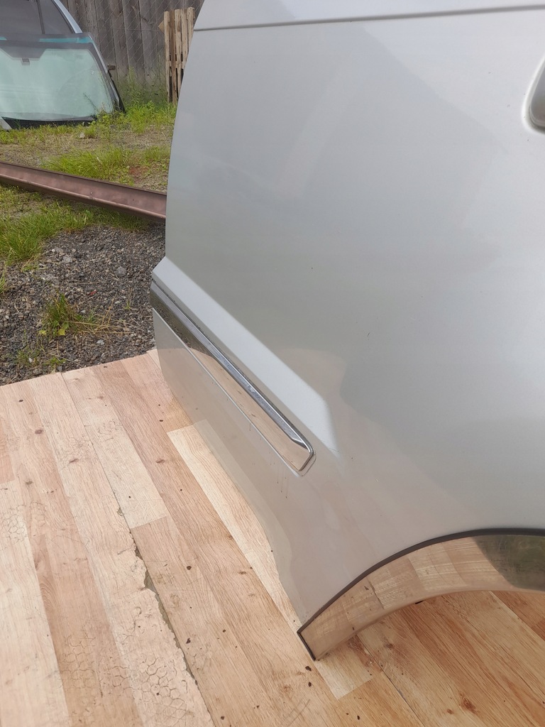 фото №9, Jeep grand cherokee wk 5-10 дверь левый задняя