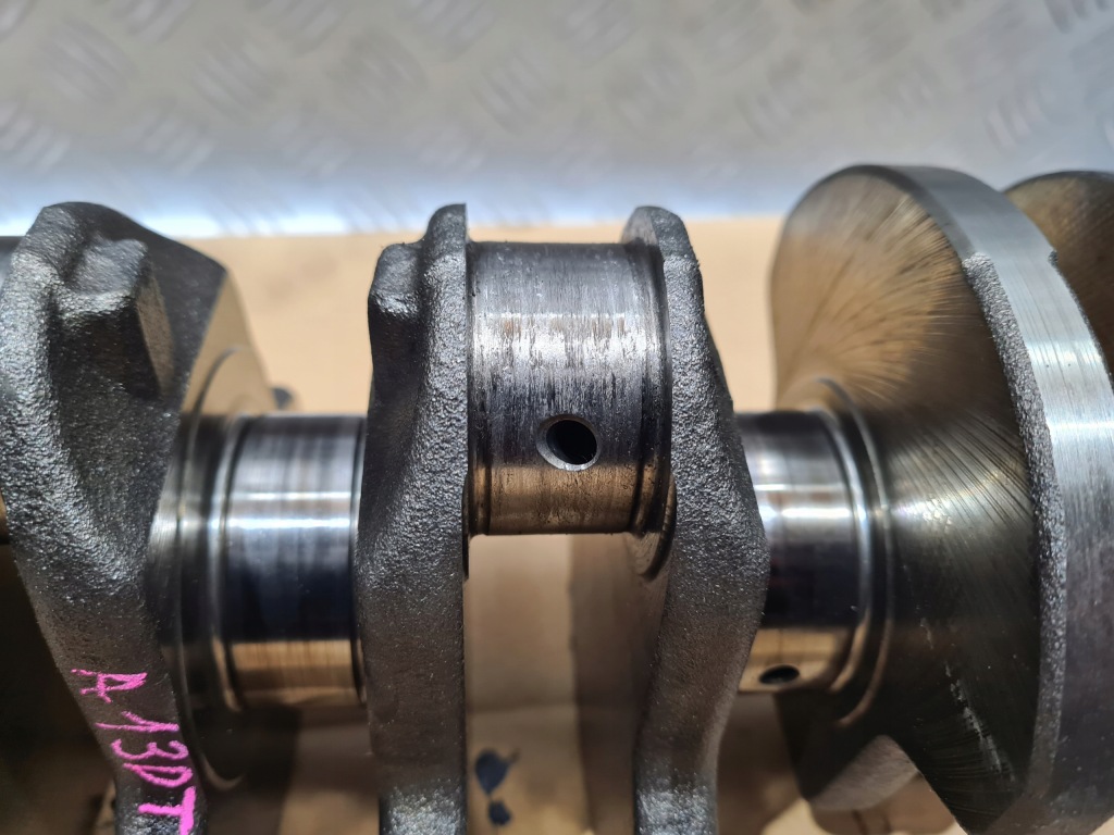 Wał коленчатый opel fiat 1.3 cdti a13dte с Разборки