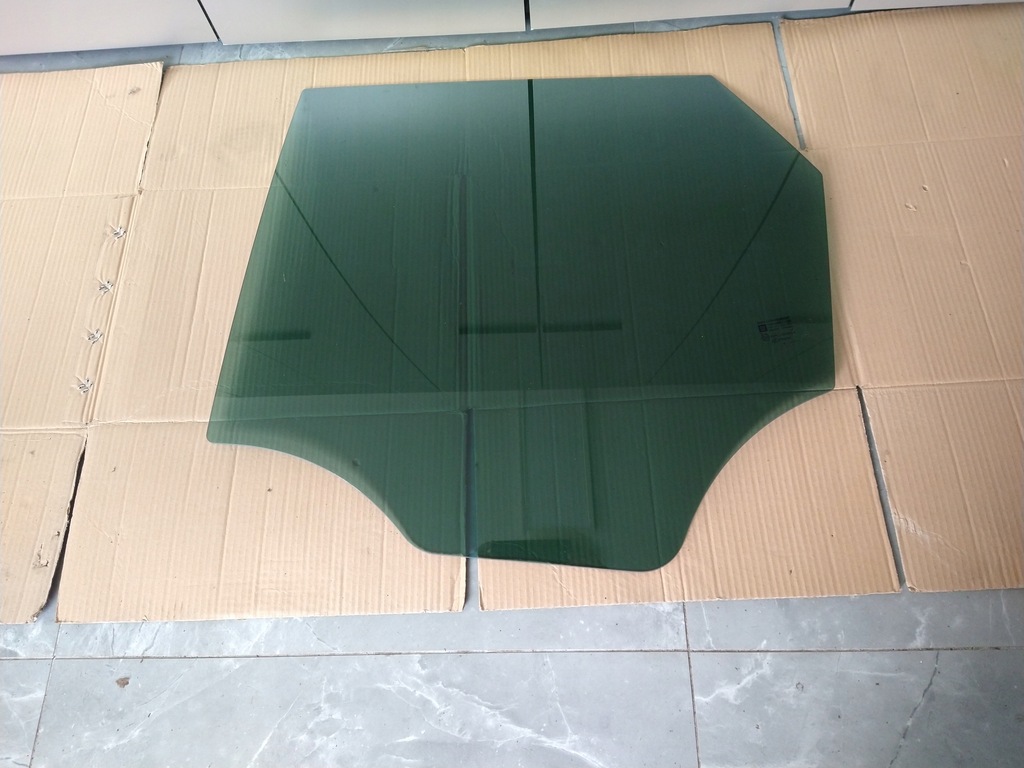 фото №1, Скло двері лівий задня задня opel meriva b 40%