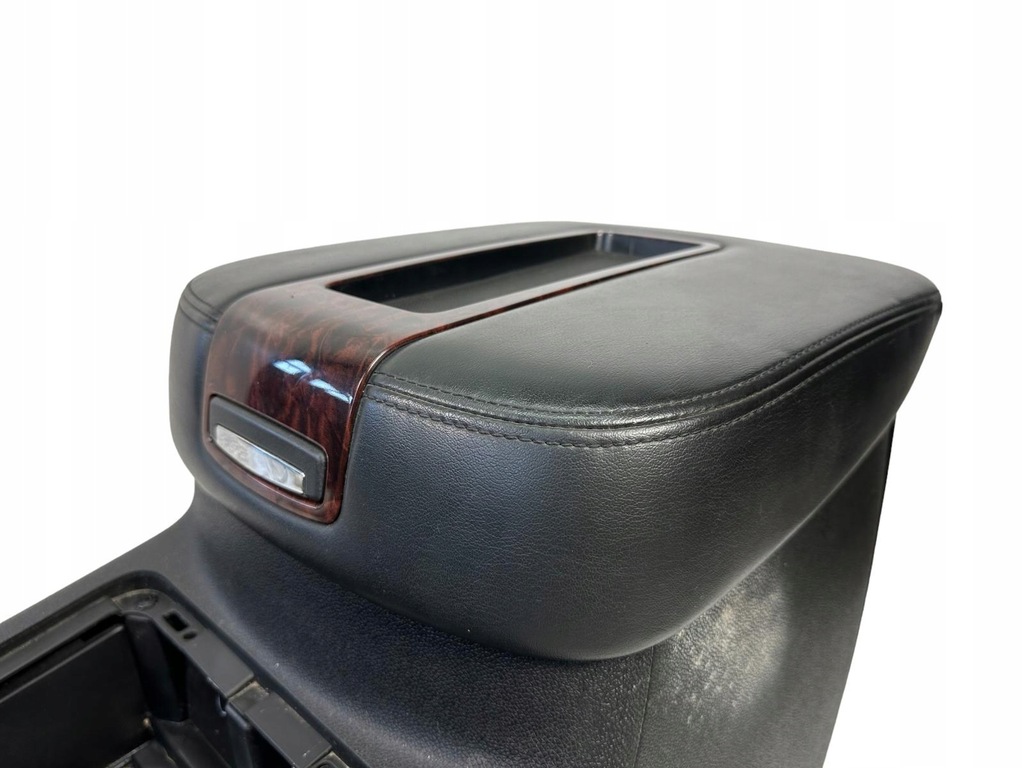 фото №8, Gmc yukon sierra denali 07-14r туннель средний консоль подлокотник оригинал