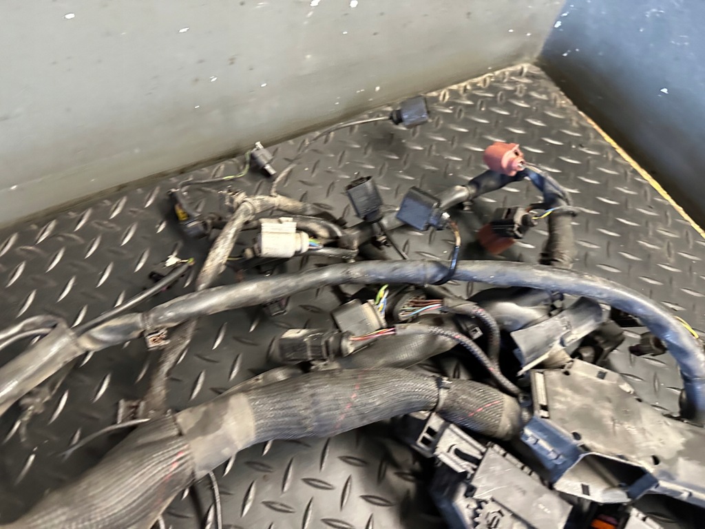 фото №8, Джгут двигуна audi a8 d4 4.2 tdi cds eu 4h1971713bq