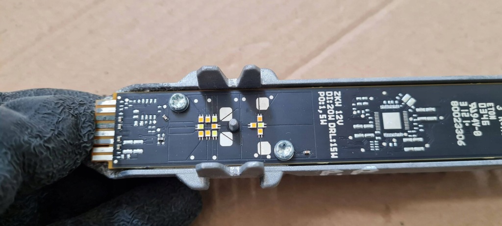 Q3 83a модуль led drl поворотник ліхтарі  full led оригінал 83a941475 Київ