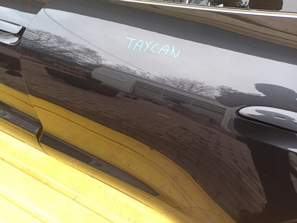 фото №8, Porsche taycan 4s двері перед ліва задня vulkangrau