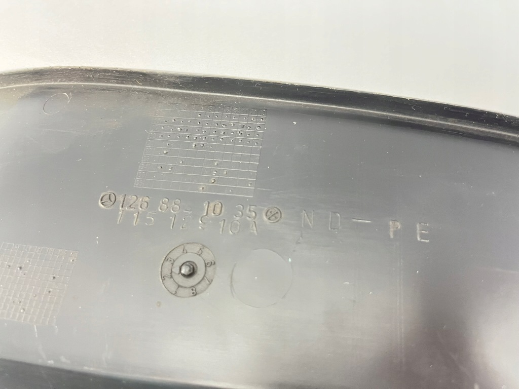 Подкрылок пластиковый перед левая mercedes w126 se sel 1268841335 1268841035 с Разборки