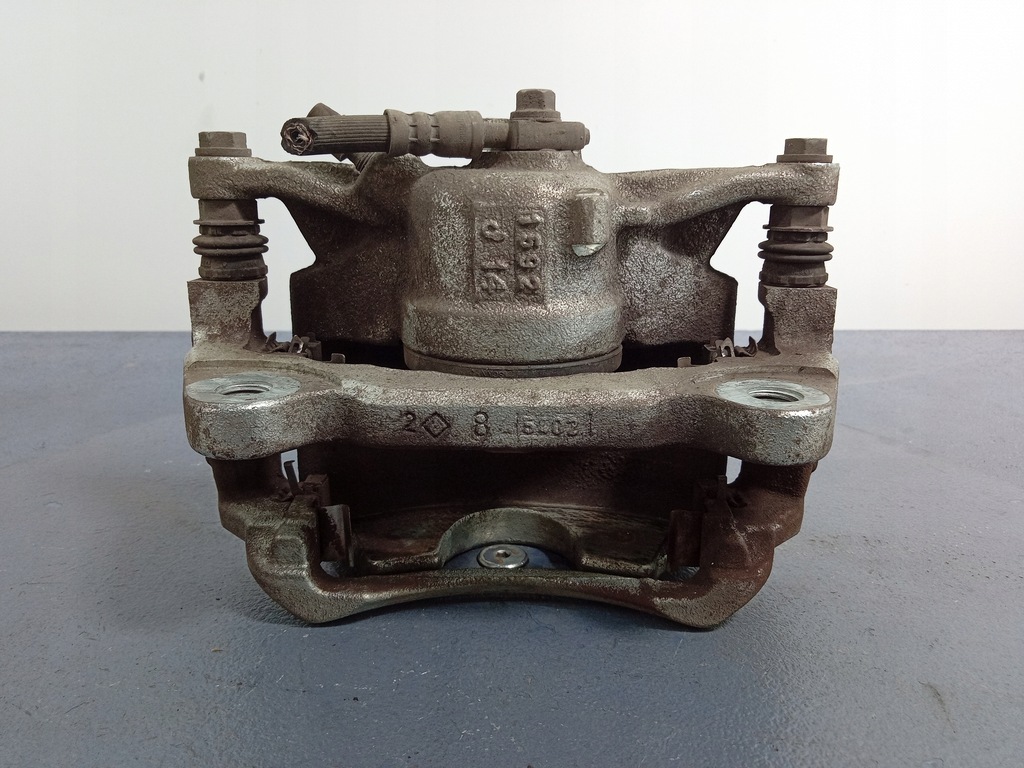 фото №4, Octavia iv 19- 2.0 tdi суппорт перед левый скоба