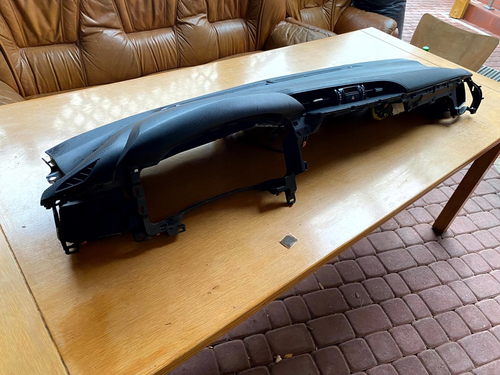 фото №13, Toyota hilux viii 15- консоль подушка безпеки панель приладів приладова подушка пасажира