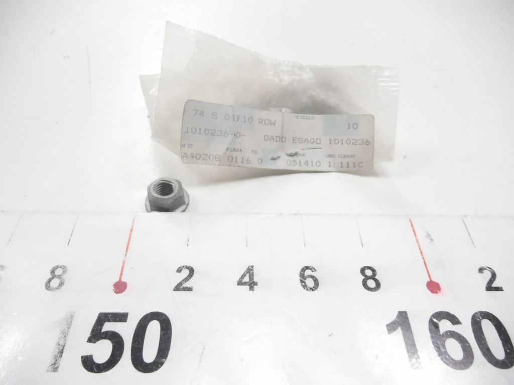 Гайка, система выпускной ford fiesta 1995-2002 оригинальный номер 1010236 Недорого