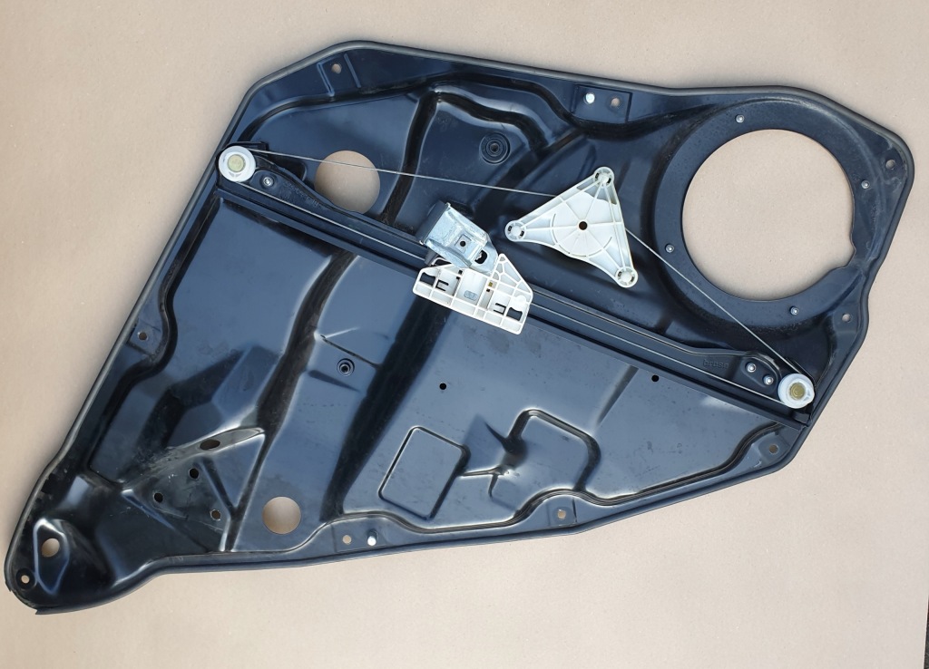 Купить Механизм стекло правый задний  mercedes ml w164