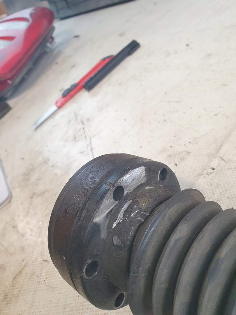 фото №7, Приводной вал правая skoda fabia i 1.4 mpi