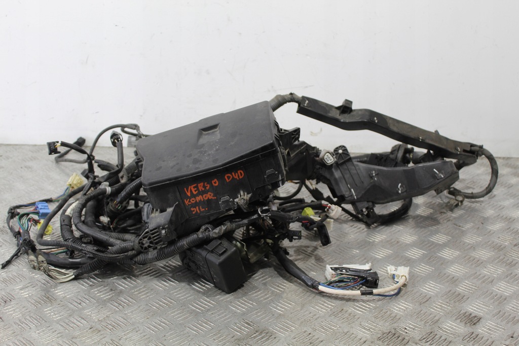 фото №1, Жгут электрическая отсек двигателя toyota verso