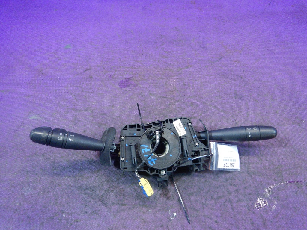 фото №1, Logan i sedan переключатель комбинированный 8200375336