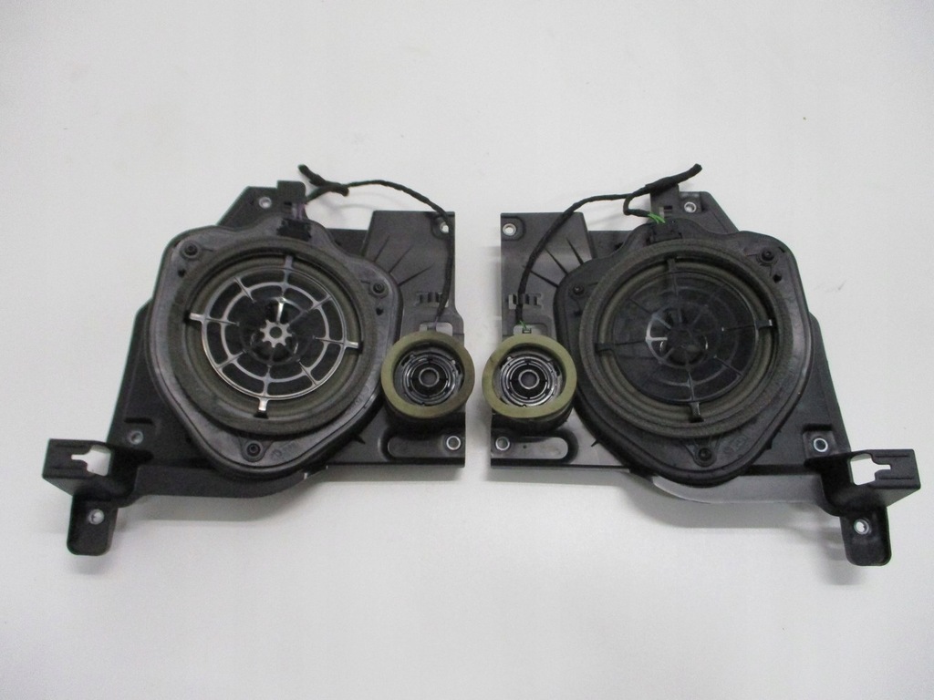 фото №1, Динамик audi tt 8s0 15r 8s0035242a задняя