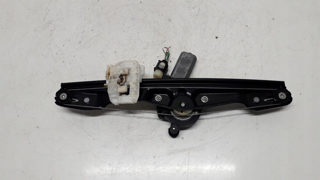 фото №2, Bmw 1 f20 механизм стекло правый задняя 7242556