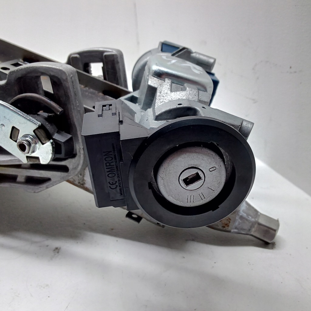 фото №11, Ford mondeo mk5 2.0 tdci 2014- набор стартовый бортовой компьютер замок зажигания ключ eu