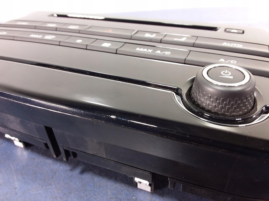 фото №4, Jaguar xf ii x260 панель klimatyzacjji радио