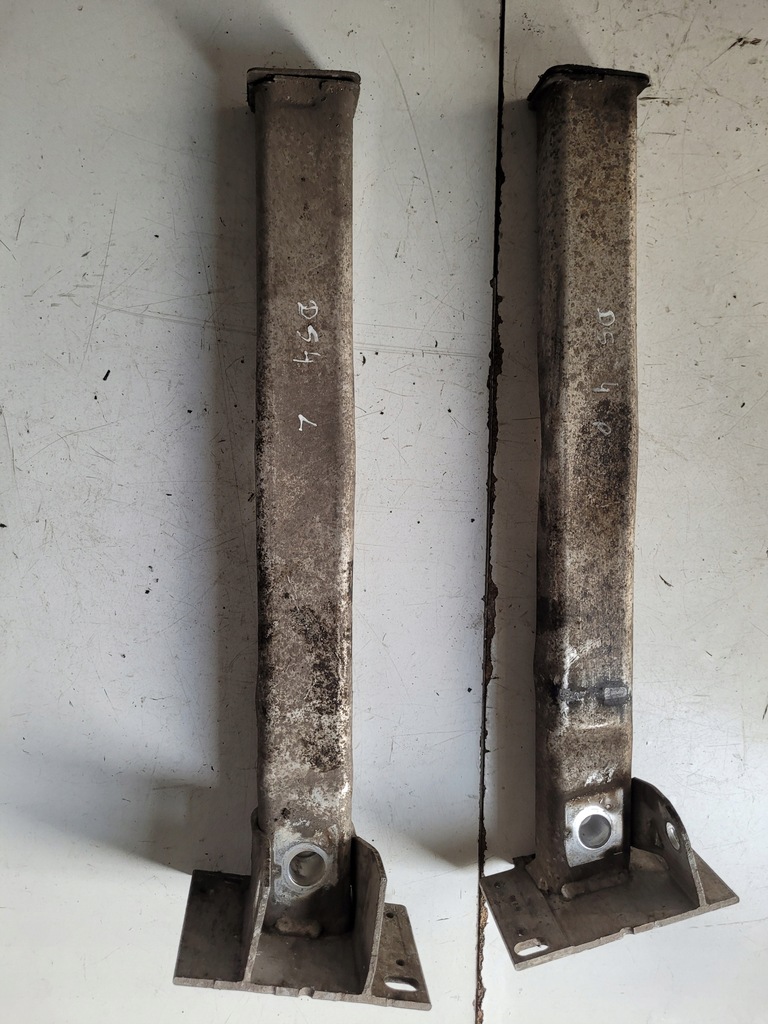 фото №2, Citroen ds4 зона деформации кронштейн