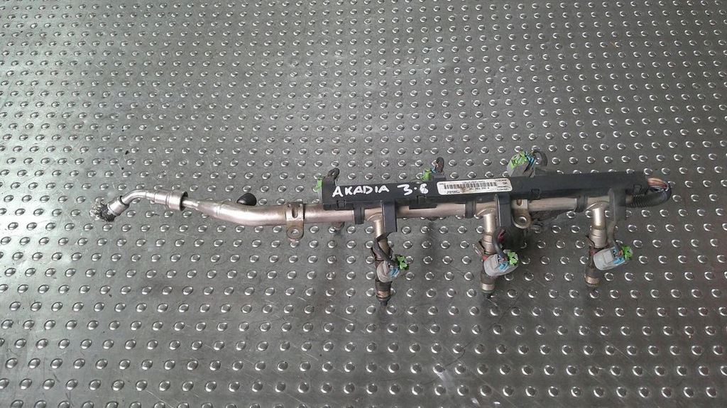 фото №13, Suzuki xl7 gmc acadia 3.6i 2007 молдинг впрыскная форсунки kpl