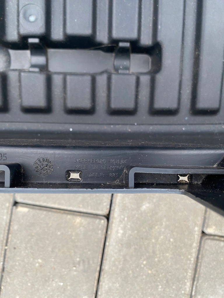 Піддон передня багажник tesla y 20-23rok 1492606-00-e 1494031-00-d оригінал Київ