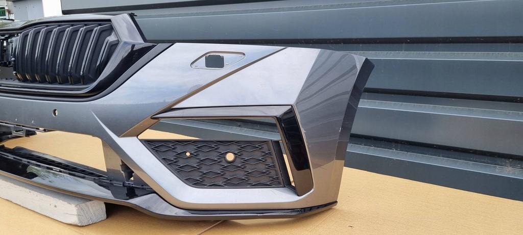 фото №8, Skoda octavia iv rs 2019- бампер перед оригинал c408