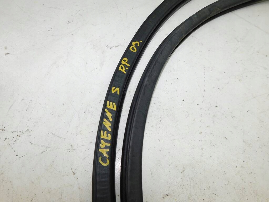 фото №6, Porsche cayenne i 03r прокладка дверь правый перед