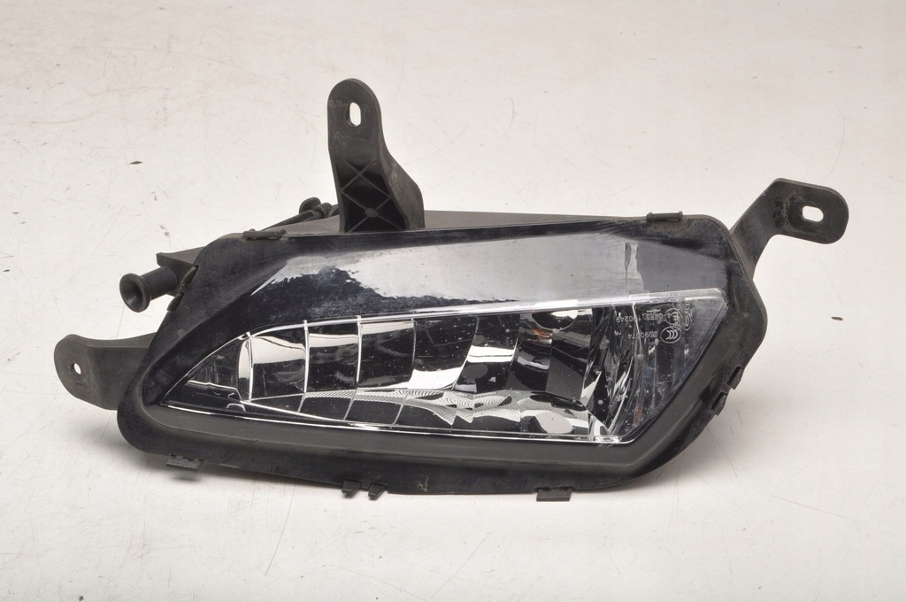 фото №1, Opel astra k противотуманная фара правый 13401154