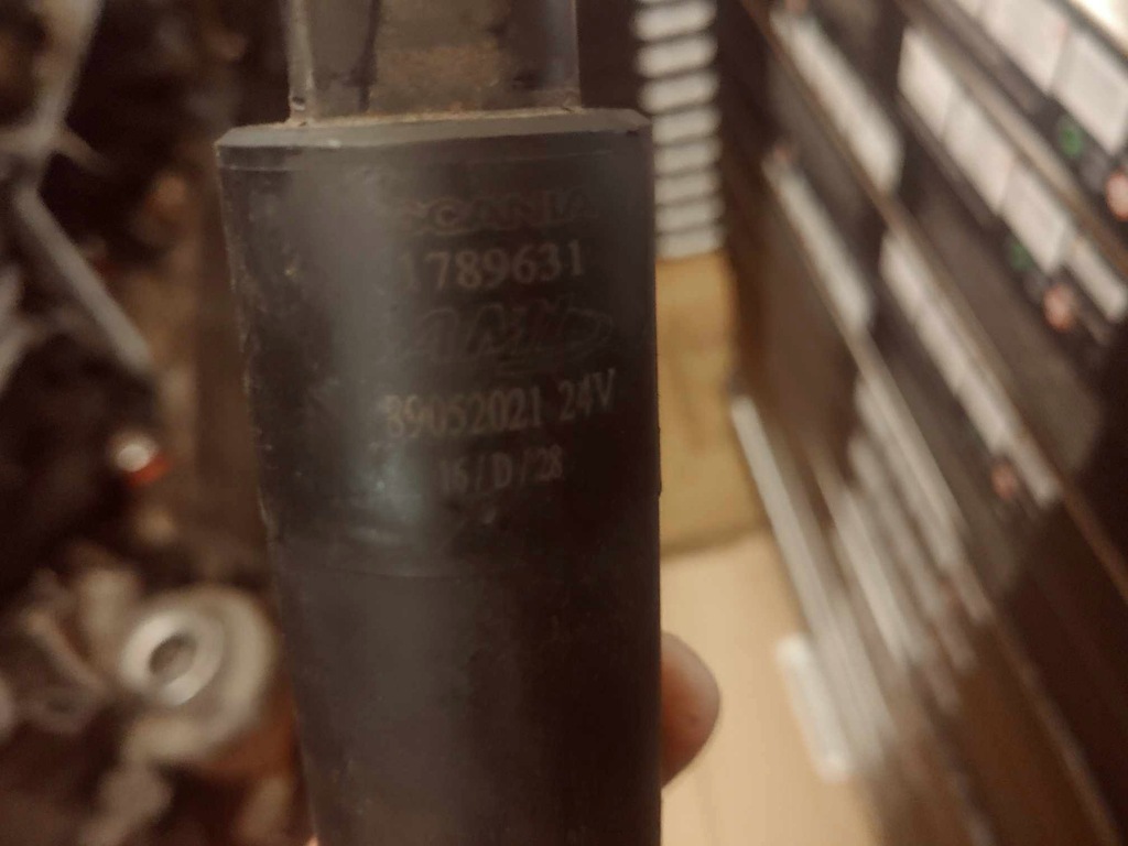 фото №6, Помпа омивача лампи ксенон 1789631 scania r