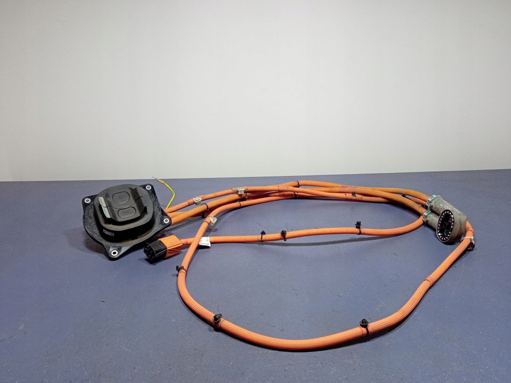 фото №1, Bmw i4 g26 шланг разъём зарядки 5a0fba6