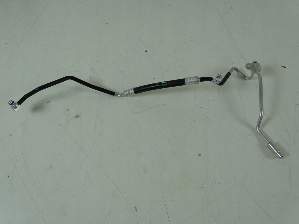 фото №1, Audi a4 a5 8w 2.0tfsi шланг кондиціонера