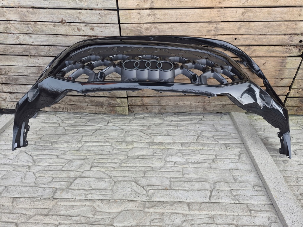 Бампер передній перед audi q5 sq5 8ma807437b решітка радіатора чорний Зі Шроту