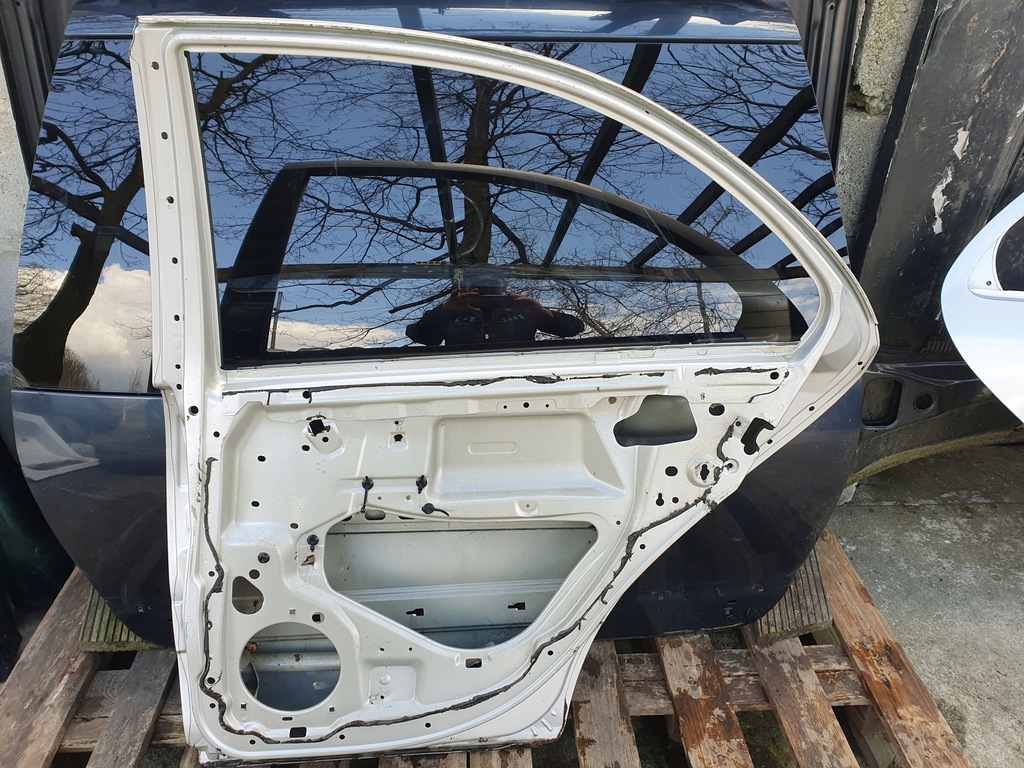 фото №2, Дверь mercedes 203 w203 c-klasa