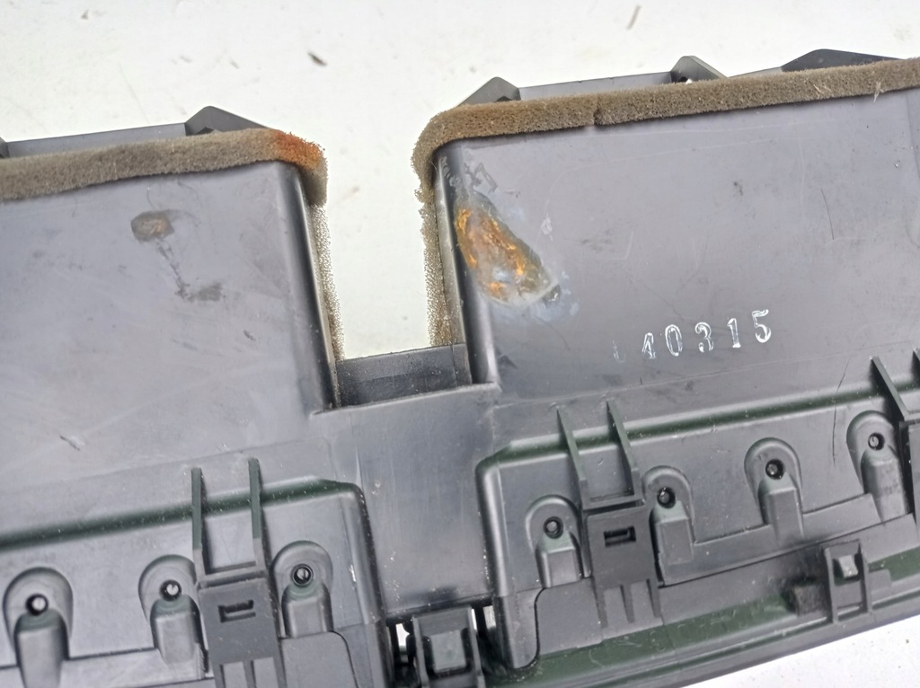 фото №5, Решётка панель обдув кондиционера mazda rx8 rx-8