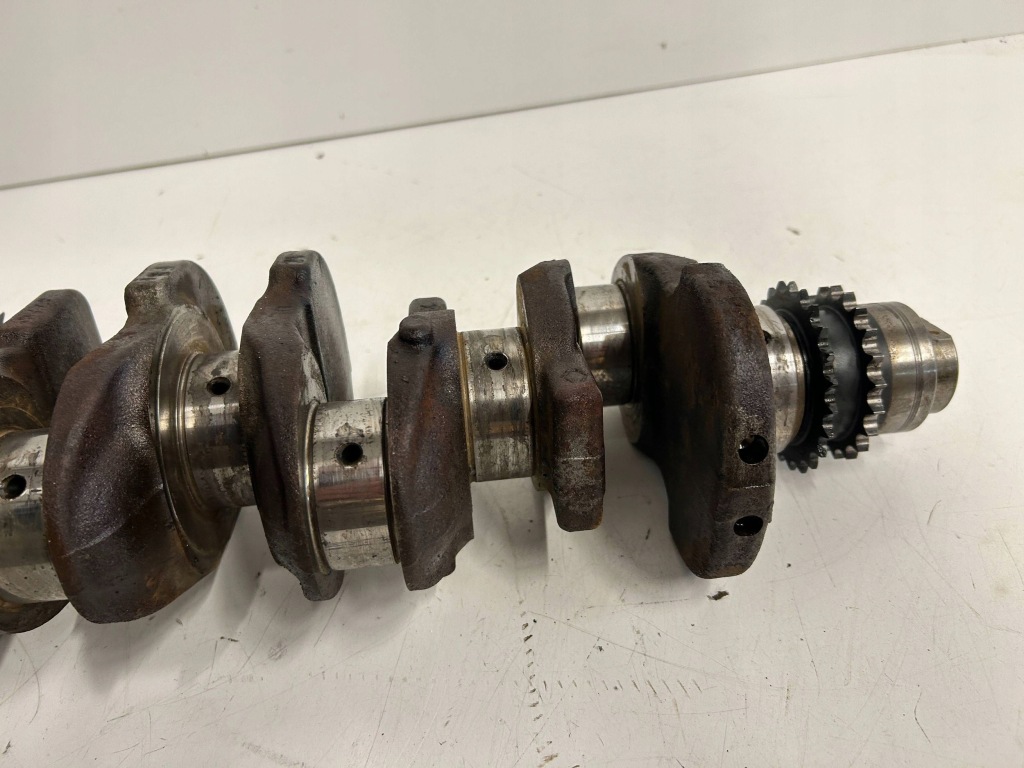 Wał коленчатый nissan qashqai 2.0 dci 8200385152 Киев