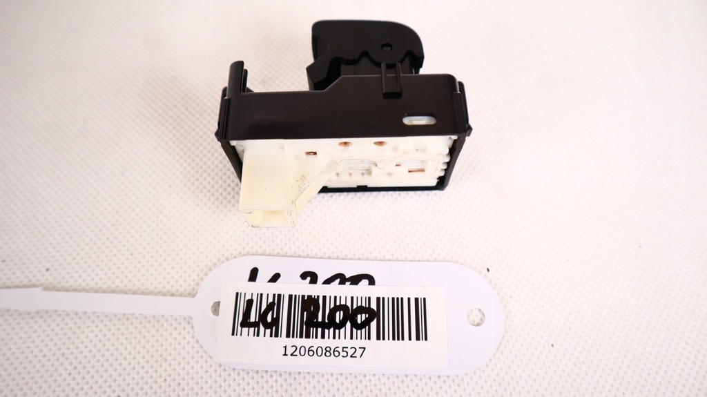 фото №6, Toyota land cruiser 200 кнопка окон 872-4u25