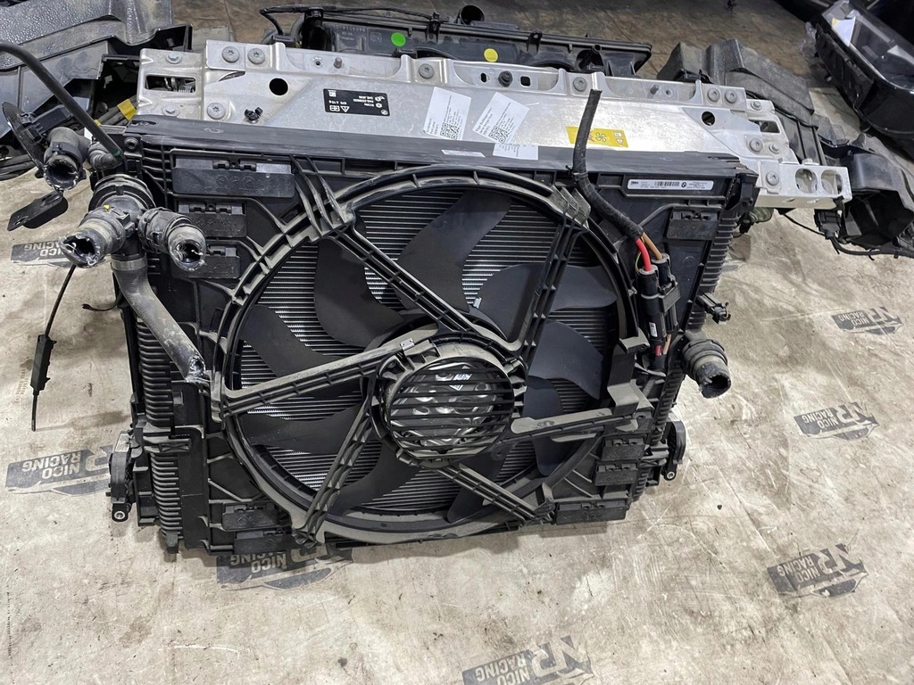 фото №9, Перед капот бампер лампы pas радиатор bmw ix i20 c4a sport