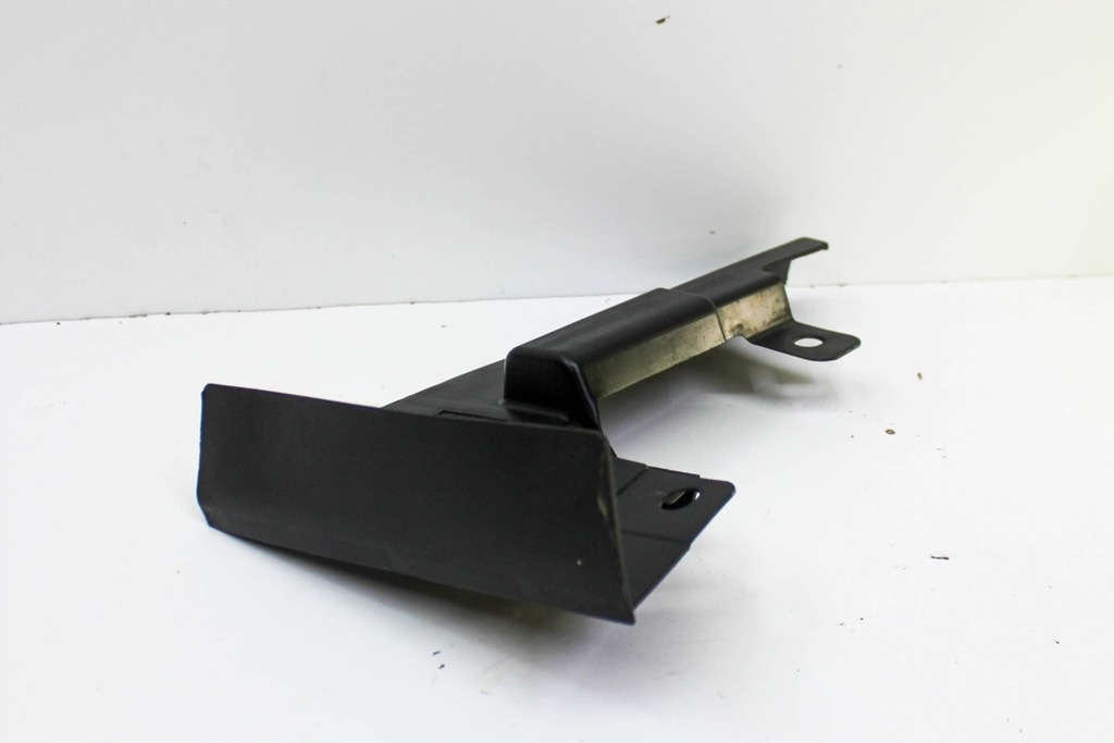 фото №1, Лівий напрямна заднього бампера mini cooper r50, r53 13077710 1.6l бензиновий