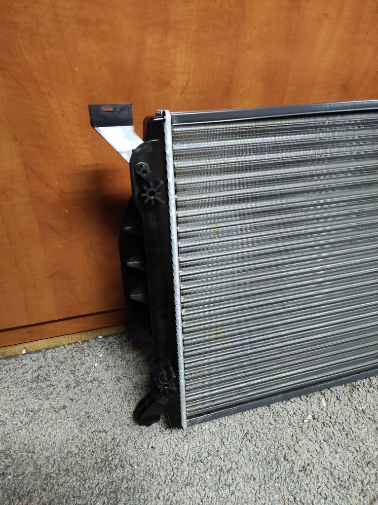 фото №6, Радіатор wody audi a4 b6 a4 b7 a6 c6 seat exeo 2.0 бензин alt