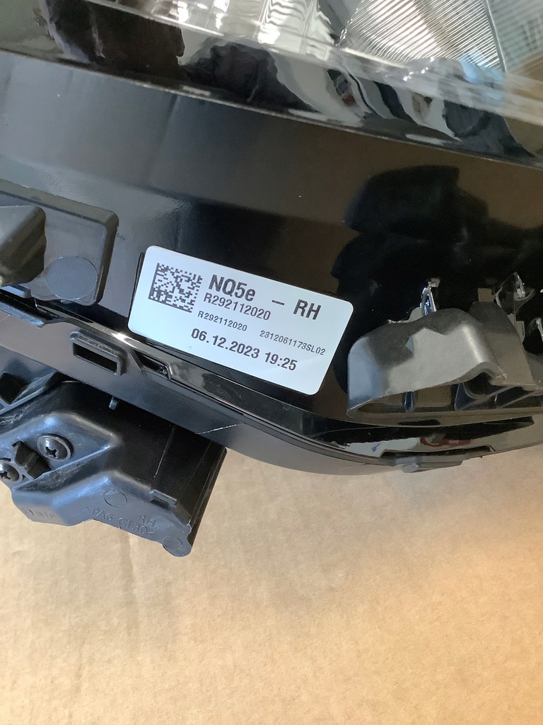 фото №8, Kia sportage v лампа правая перед 92102 r2000