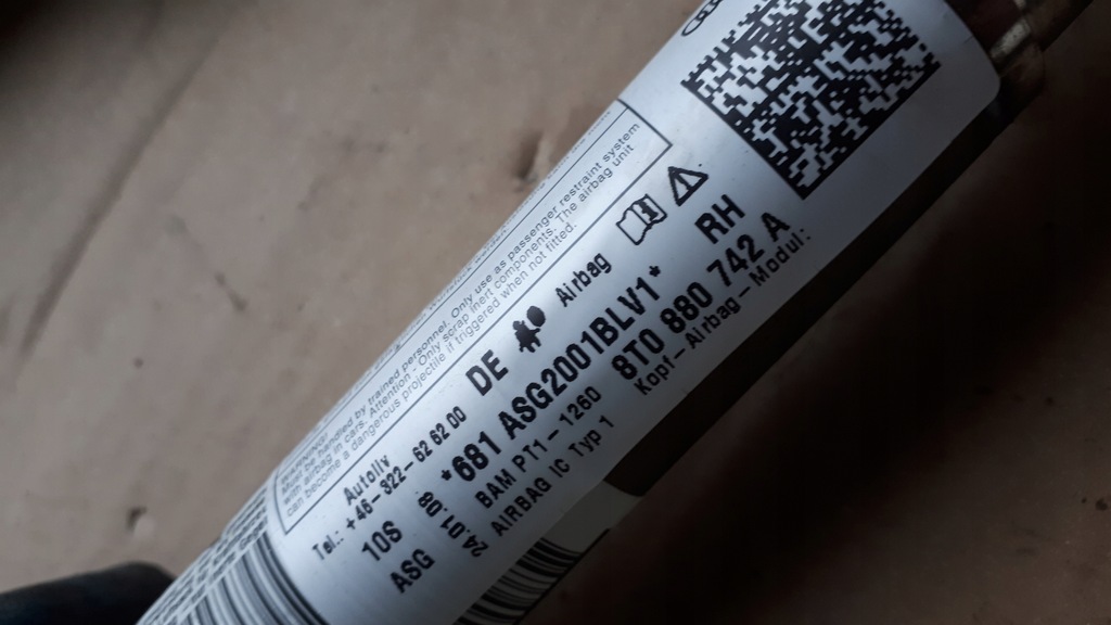 фото №7, A5 8t s5 coupe шторка безпеки подушка безпеки права 8t0880742a